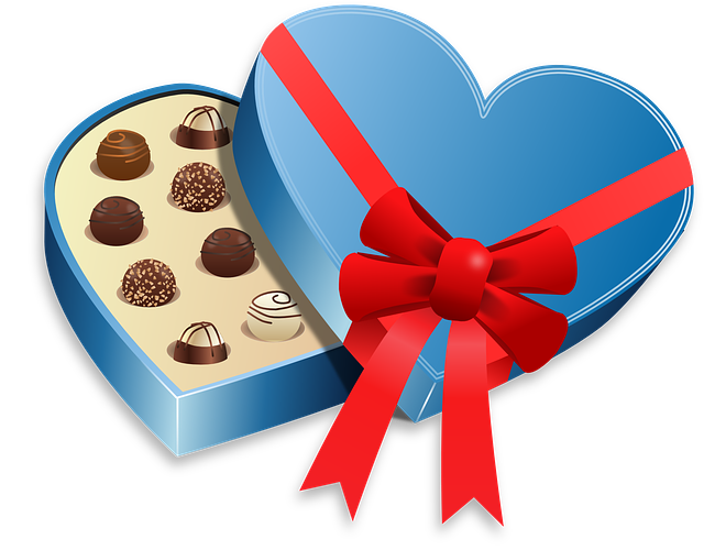 चॉकलेट एक ऐसी चीज़ है जिसे खाना हर किसी को पसंद होता है। बदलते समय के साथ लोग अब हर त्यौहार पर मिठाई के साथ साथ चॉकलेट को अपने प्रियजनों के साथ बाँटते है। चॉकलेट स्नेह और आभार व्यक्त करने का एक जरिया बन गया है।